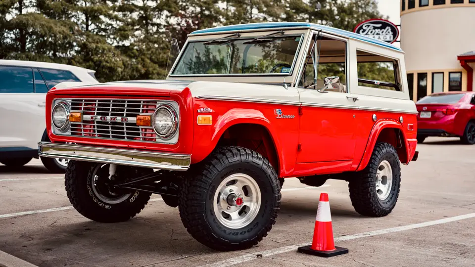 First-gen Bronco, lifted