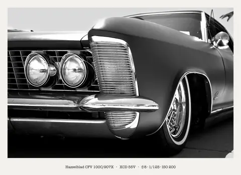 Riviera nose, low on wire wheels